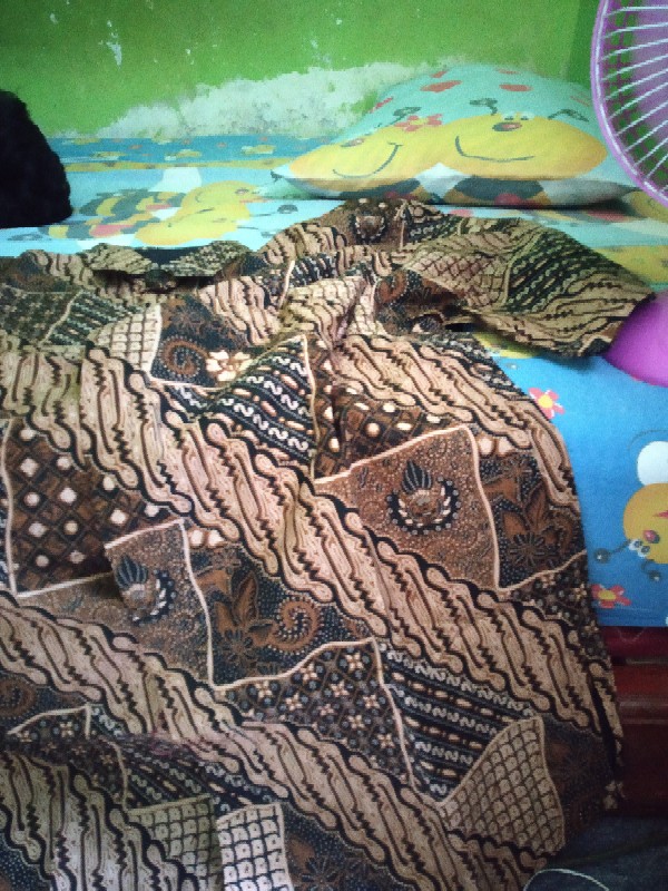 Ganesh Batik Pria Lengan Pendek Full Furing Batik Solo