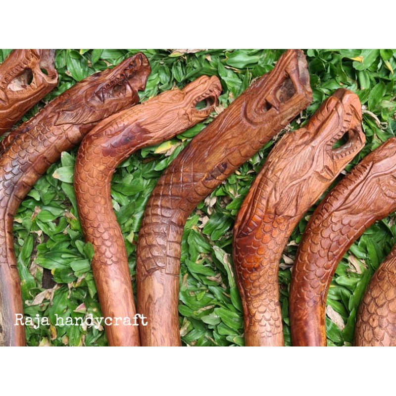 tongkat jalan kayu setigi ukir naga jawa