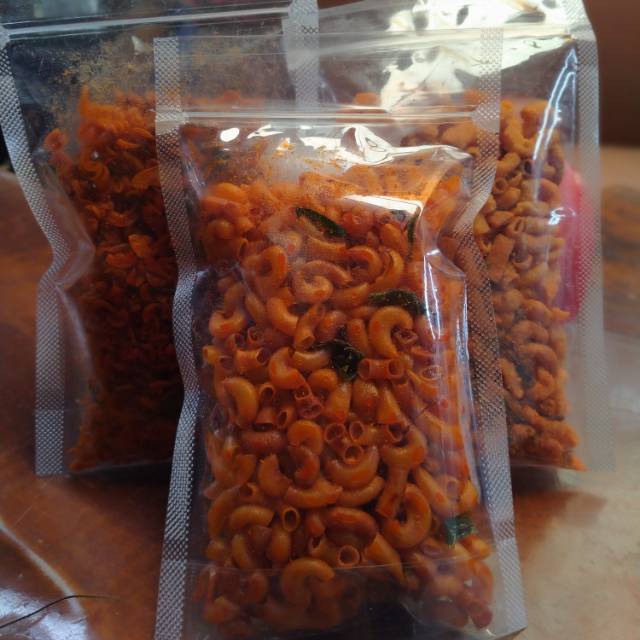 

Makaroni cikruh dan makaroni rasa rasa