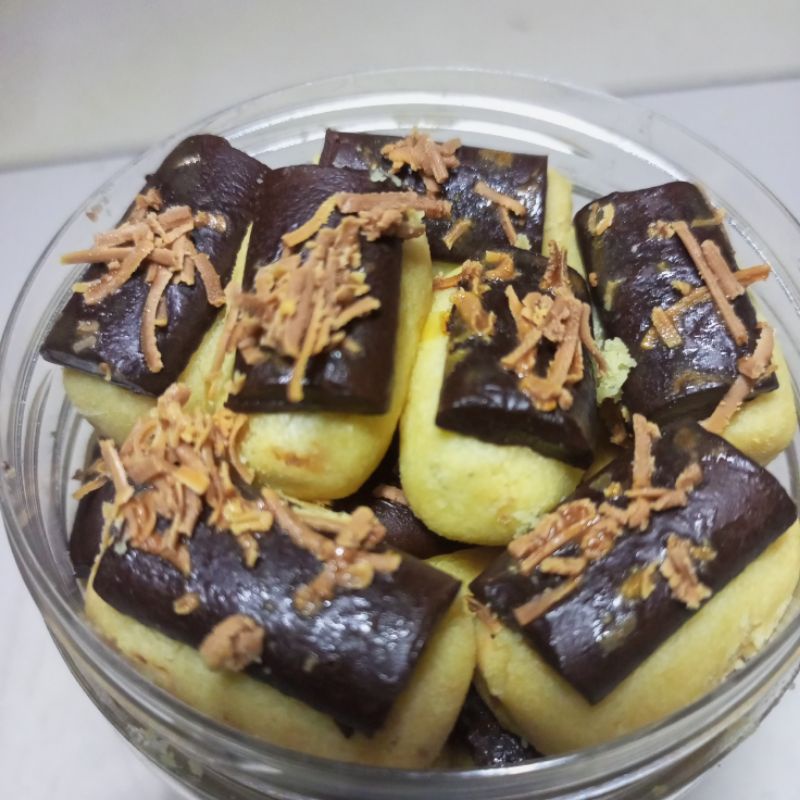 

nastar coklat