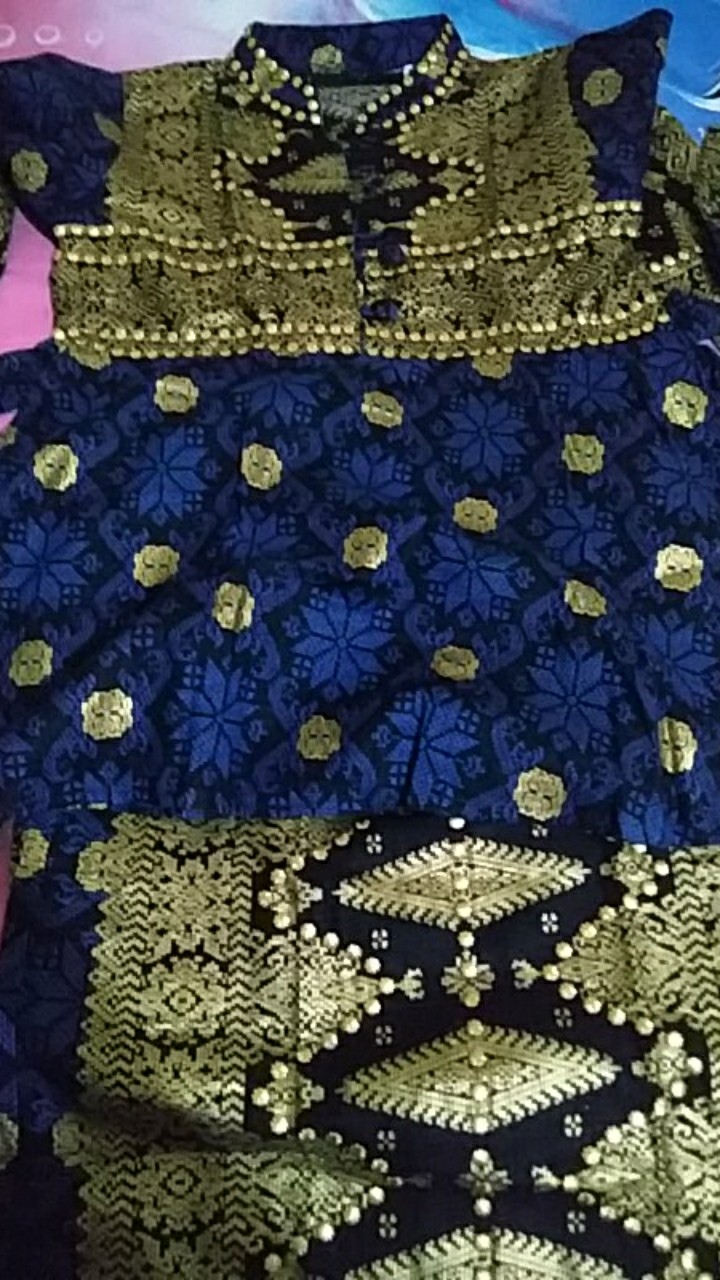Setelan Peplum Songket Batik Jupri Palembang Ada Cowok Anak Cewek Dan Cowok Foto Terpisah Chat Admin