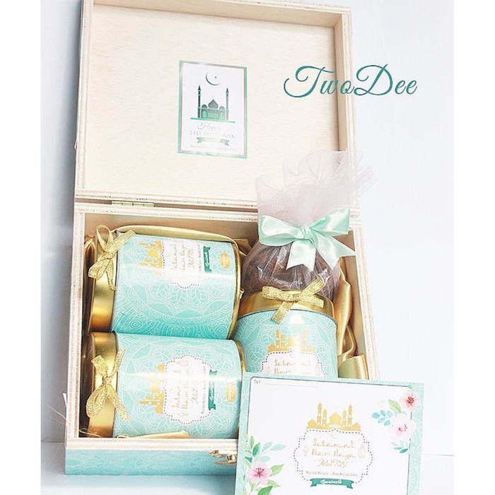 

Paket Kue Kering Premium @300 GR Wooden Box