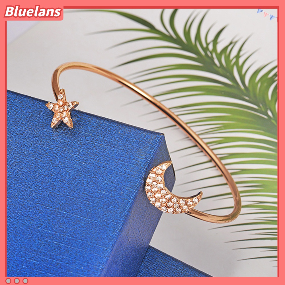 4pcs / Set Gelang Bangle Desain Bulan Bintang Hati Aksen Berlian Imitasi Untuk Wanita