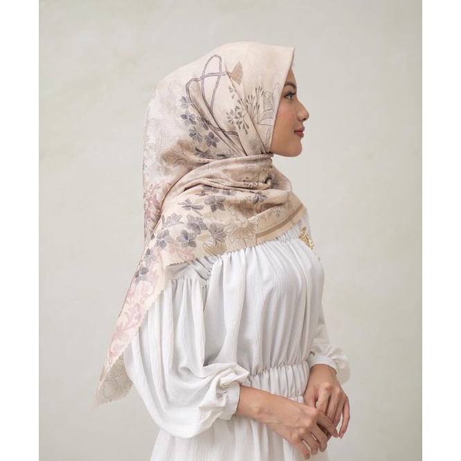 Siap kirim Pina Scarf Cornsilk by Wearing Klamby