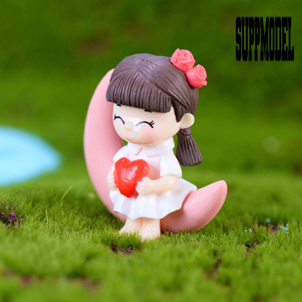 Suppmodel 2Pcs / Set Gantungan Kunci Boneka Anak Laki-Laki / Perempuan Mini Bahan Resin Untuk Dekorasi Taman DIY