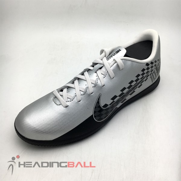 Sepatu Futsal Nike Original Vapor 13 Club NJR IC Chrome AT7998-006 BNIB
