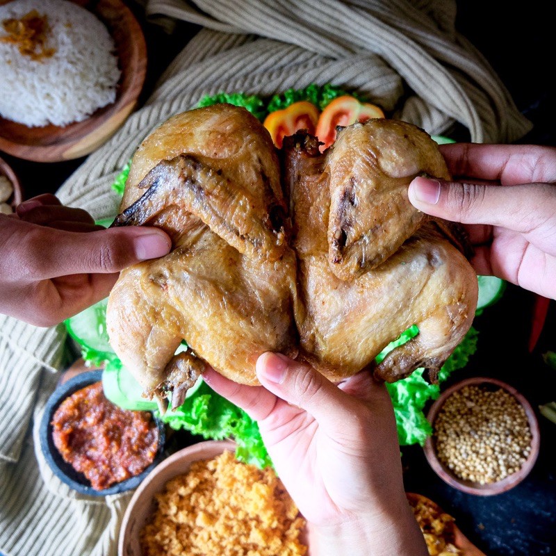 

AYAM GORENG KREMES UTUH PAKAI TANGAN | BUMBU RESAP | BUMBU REMPAH