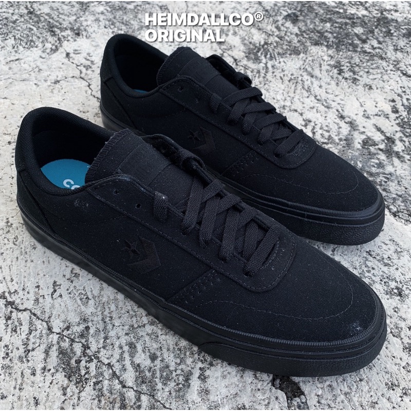 CONVERSE BOULEVARD CANVAS TRIPLE BLACK ORIGINAL