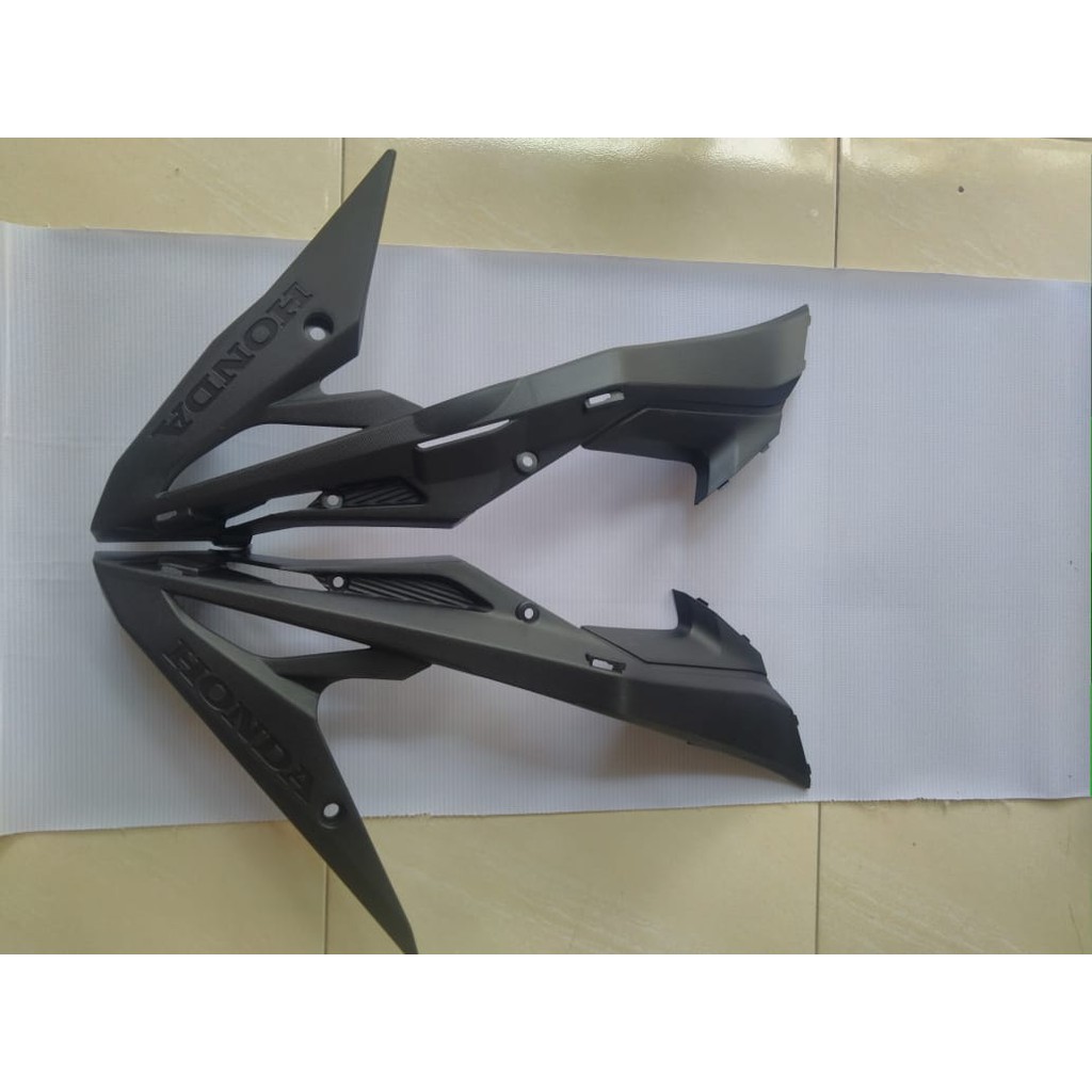 Sambungan Body Sayap Bawah Kasar Sepasang Honda Sonic 150 ORI AHM