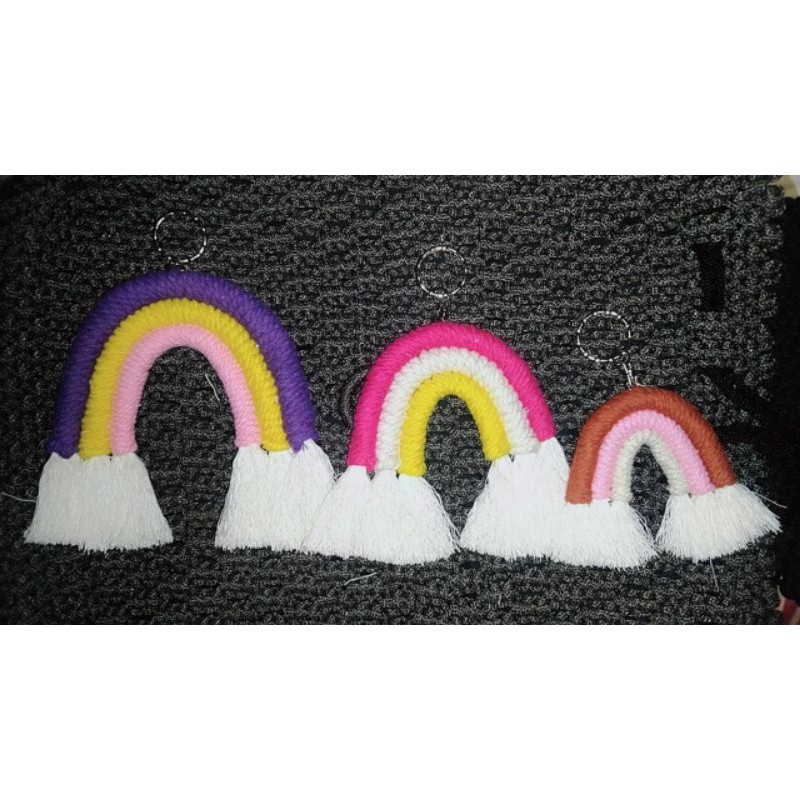 Charm MURAH. Macrame pelangi gantungan hiasan tas anyaman jali.