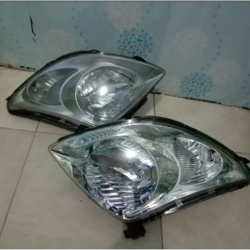 headlamp Suzuki Swift lama