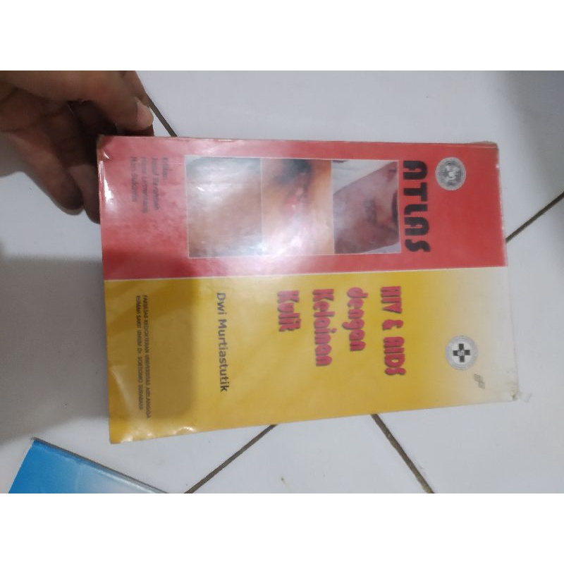 

pl buku penyakit kulit