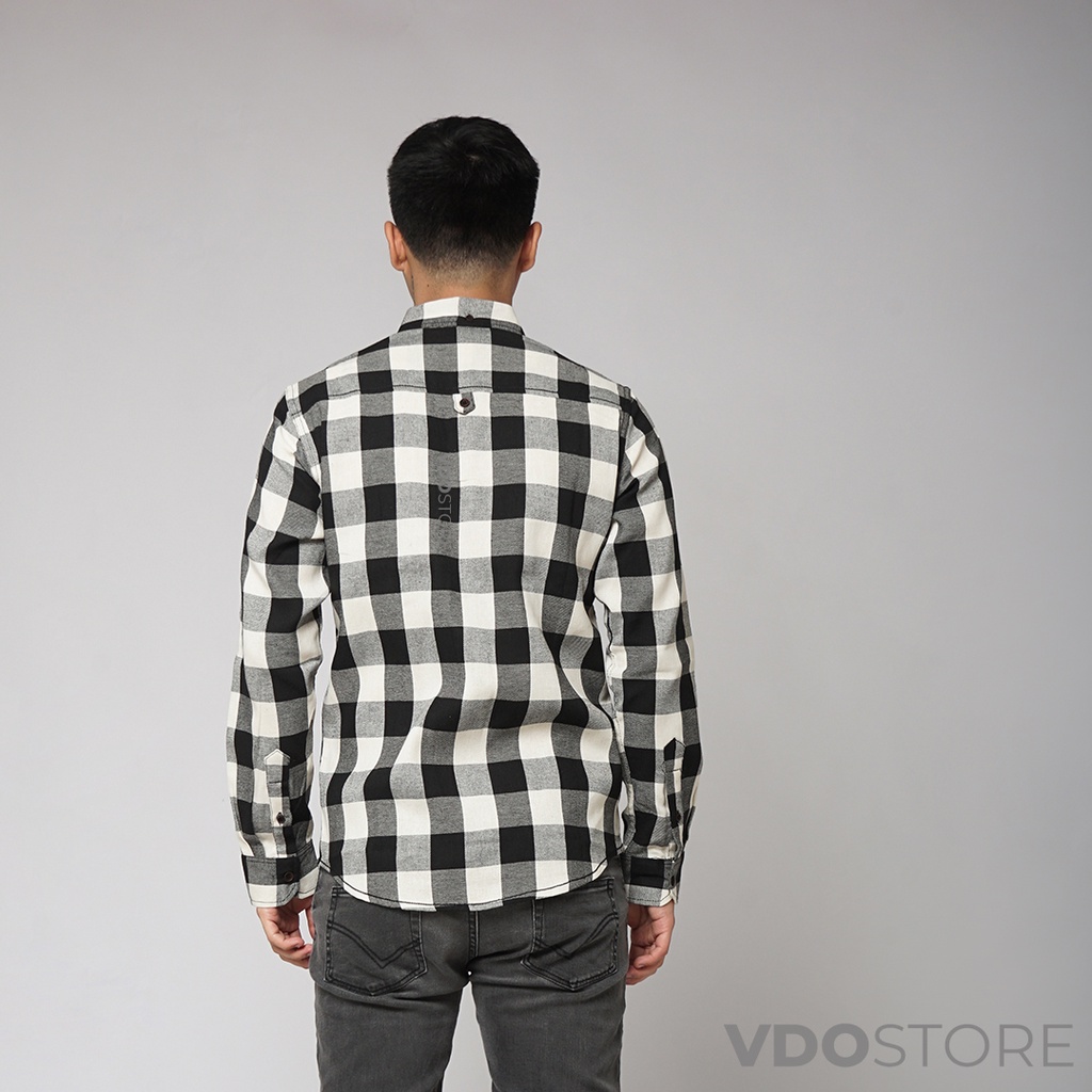 KEMEJA FLANEL PRIA 08 CLASSIC PANDA - M L XL - KEMEJA LENGAN PANJANG VDOSTORE DEWASA BAJU FLANNEL TANGAN PANJANG HITAM NAVY ABU MOTIF KEMEJA COWOK MURAH DEWASA SANTAI TEBAL KUALITAS IMPORT BAJU CATUR PANEL FANEL