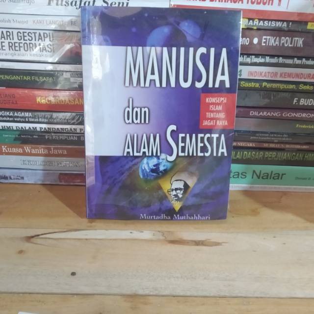 Manusia dan alam semesta