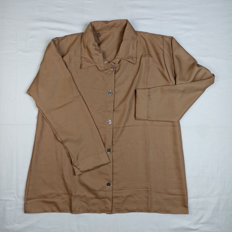 Kemeja Wanita Basic Polos Putih Hitam Atasan Blouse Casual Lengan Panjang Hem Kerja Kantor Formal Bahan Moscrepe-Moca