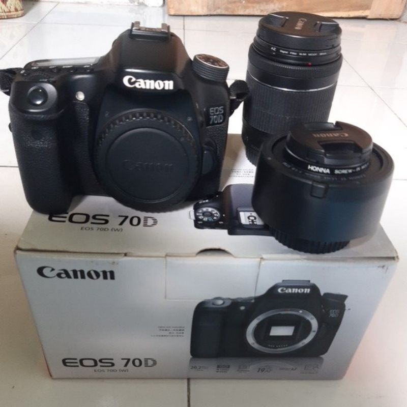 Canon 70D Like New + Lensa fix 50 mm f2.8