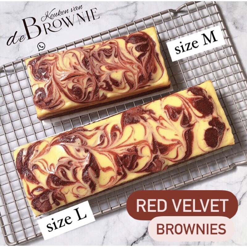 

Red Velvet Brownies size L (topping Cream Cheese)