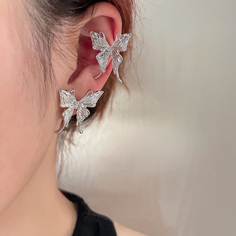 Anting Giwang Minimalis Model Kupu-Kupu Gaya Korea Elegan Bahan Metal Untuk Wanita