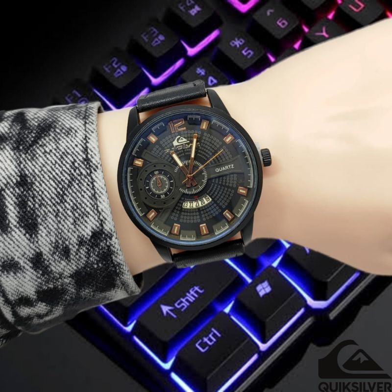jam tangan Quiksilver pria tali kulit tanggal Aktif