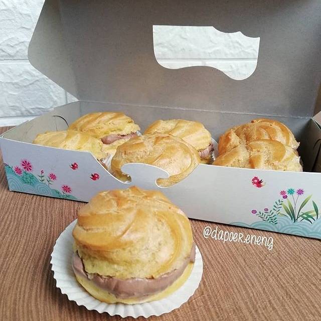 

Soes cream cokelat