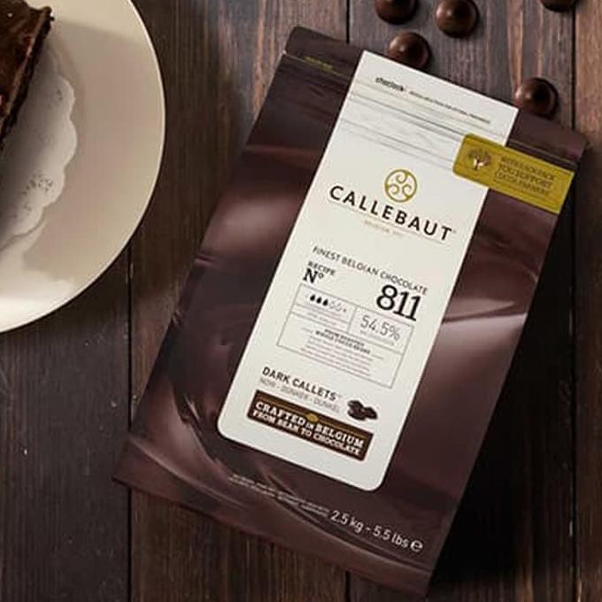 

CALLEBAUT DARK WELL BITTER 54.5% 811 2,5 kg