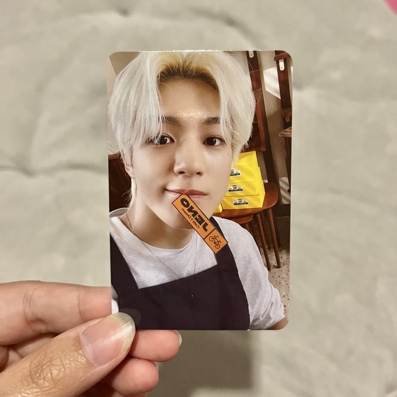 Jeno Cafe Hot Sauce Photocard