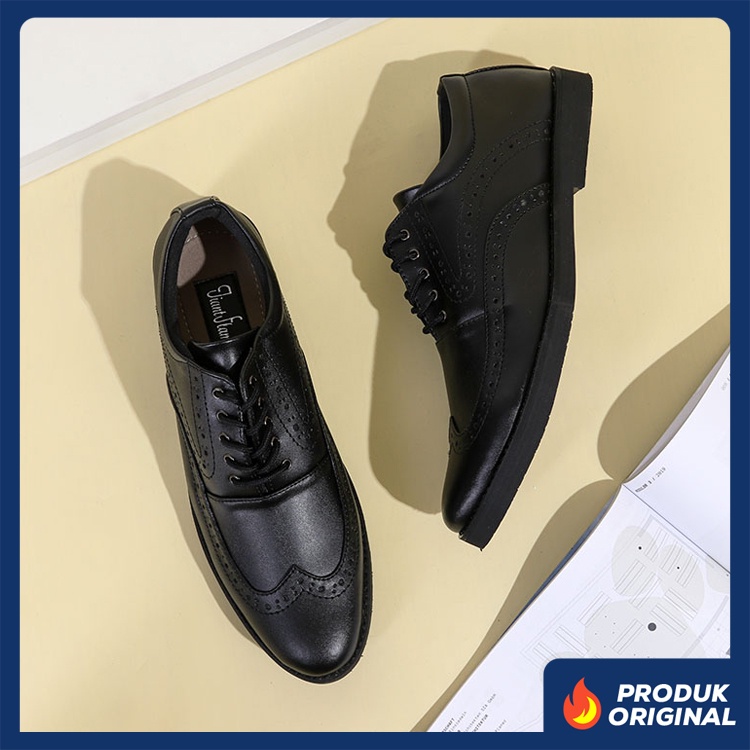 KENZIE BLACK ORIGINAL x GIANT FLAMES Sepatu Formal Hitam Tali Pria Pantofel Kerja Kantor Dinas Resmi Guru Kantoran Pesta Undangan Kondangan Nikah Wisuda Kuliah Brogue Wingtip Derby Oxford Semi Kulit Premium Footwear Big Size Jumbo Ukuran Besar 44 45 Keren