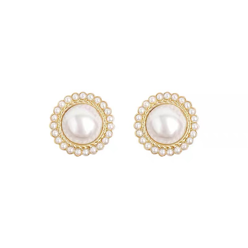 Anting Vintage Ladies2023Mutiara Korea Baru Berlian Imitasi Stud Earrings Fashion Perhiasan Indah