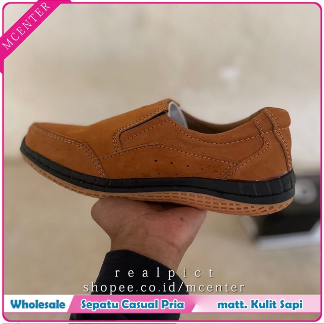 SAMAN Sepatu Pria Casual Bahan Kulit Asli Model Slip On Pria Ready 3 warna Hitam Coklat Tan 6 pilihan ukuran 39, 40, 41, 42, 43, 44