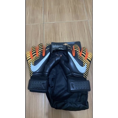 nike sgt glove