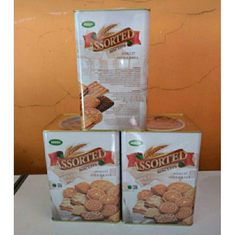 Borneo assorted biscuit karton isi 6