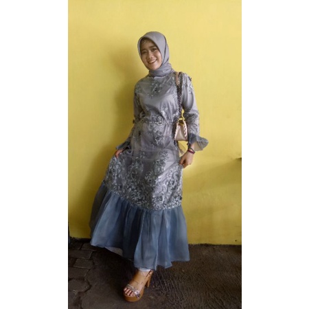 preloved kebaya brokat