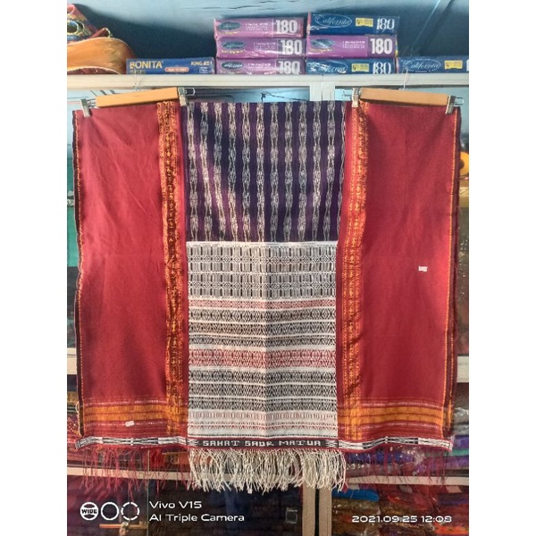 Ulos Patacamot/Ragi Hidup