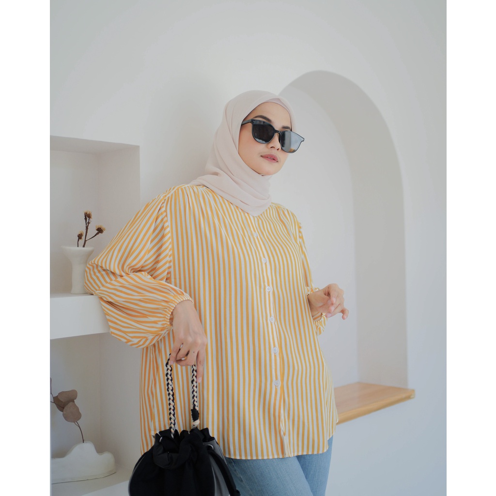 Naylaa Stripe Blouse