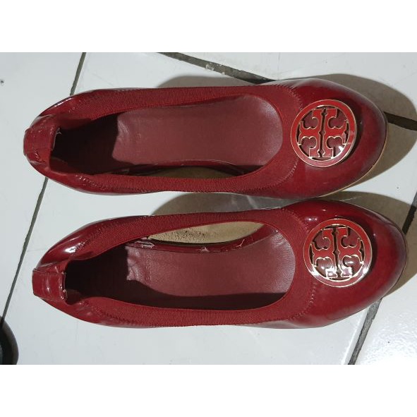 Sepatu heels ori tory burch merah