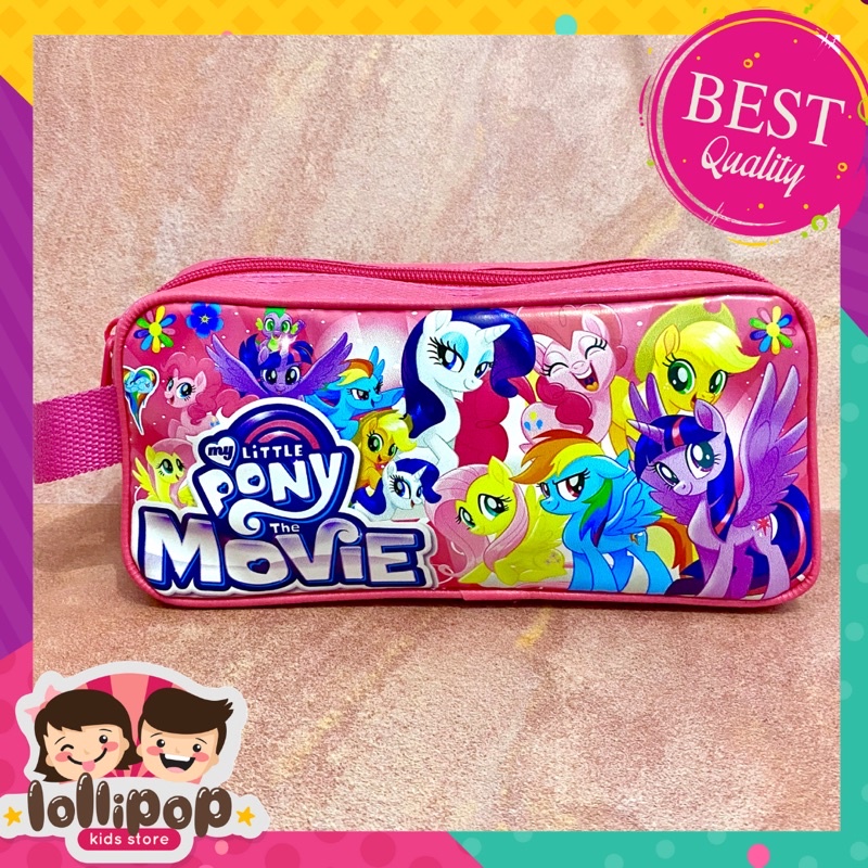 

KOTAK PENSIL SERETING KAIN LITTLE PONYE THE MOVIE PINK