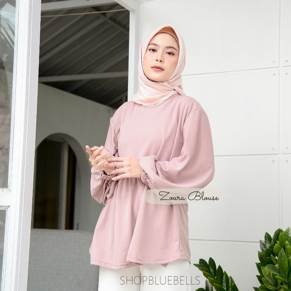 Zoura Ruffle Blouse - Atasan rempel lengan balon