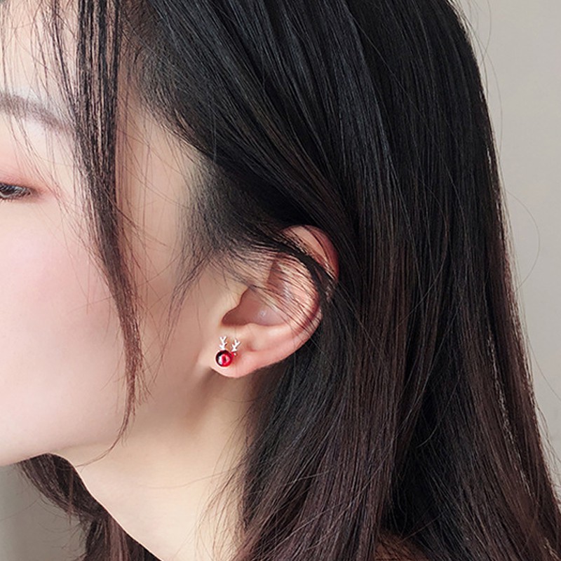 Anting Stud Desain Kepala Rusa Snowflake Aksen Berlian Untuk Natal