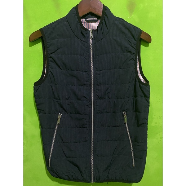 zara vest