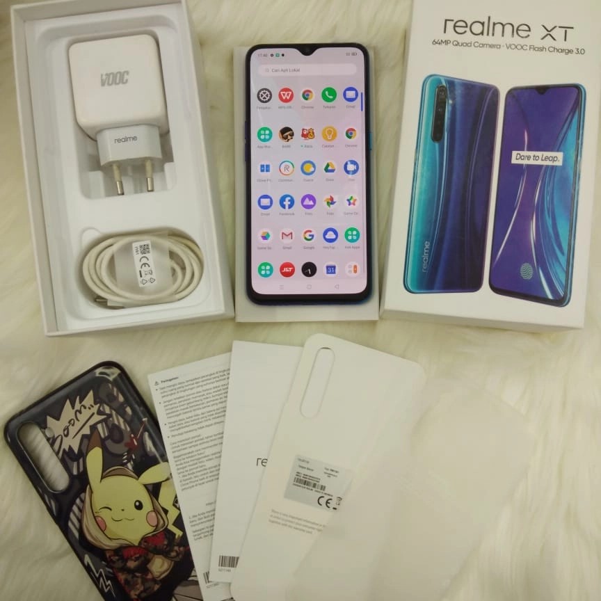 HP Second Realme XT 8GB/128GB Fullset Original Mulus