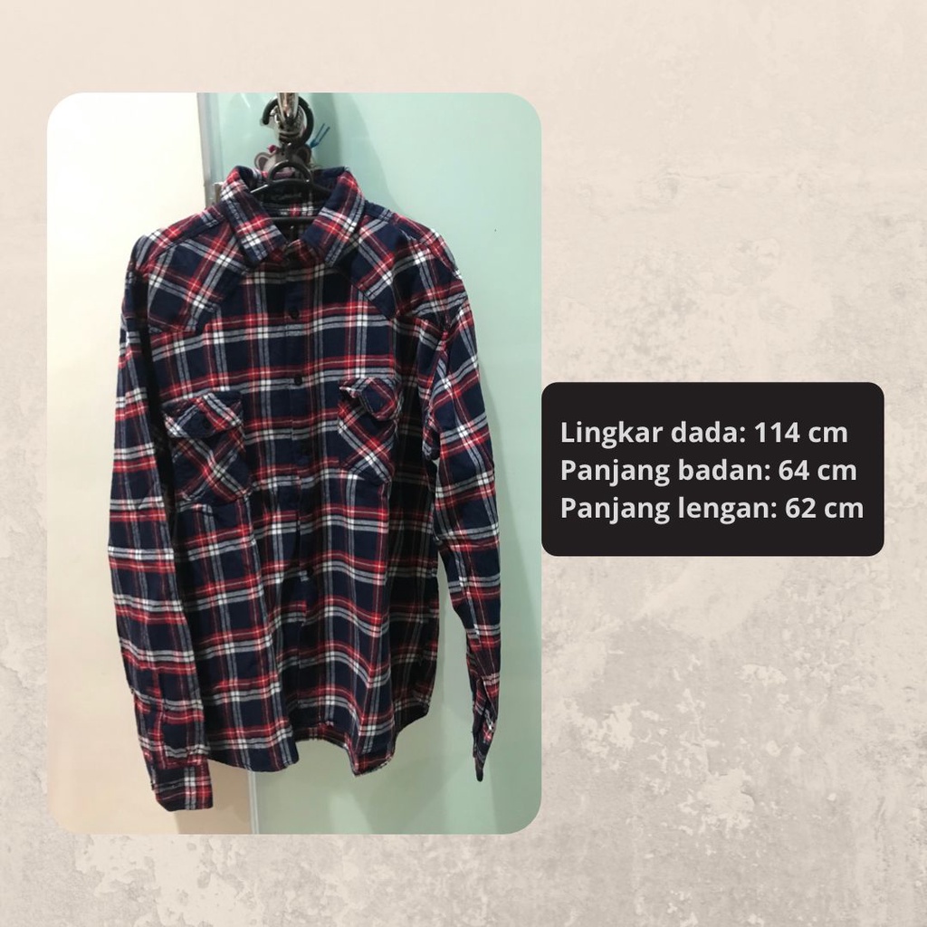 Kemeja pria lengan panjang kotak-kotak biru merah