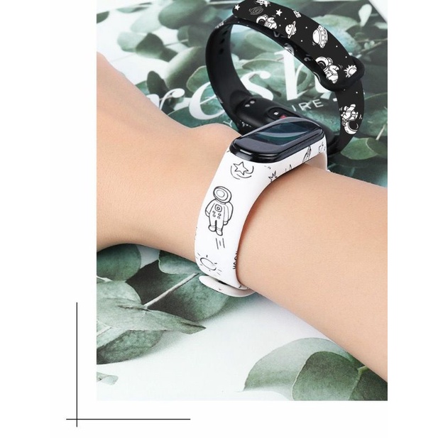 Strap Xiaom Mi Band 3/4/5/6/7 Xiaomi Mi Band 6 Mi Band 5 Mi Band 4 Tali Pengganti Mi Band 7Bahan Silicone