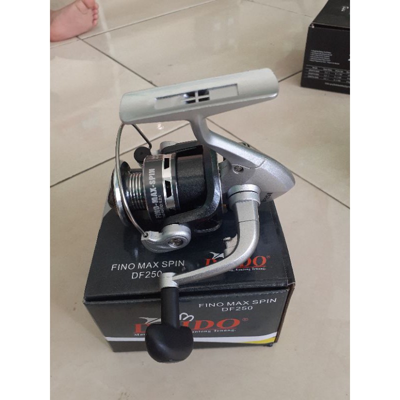 Reel daido fino max spin df 250