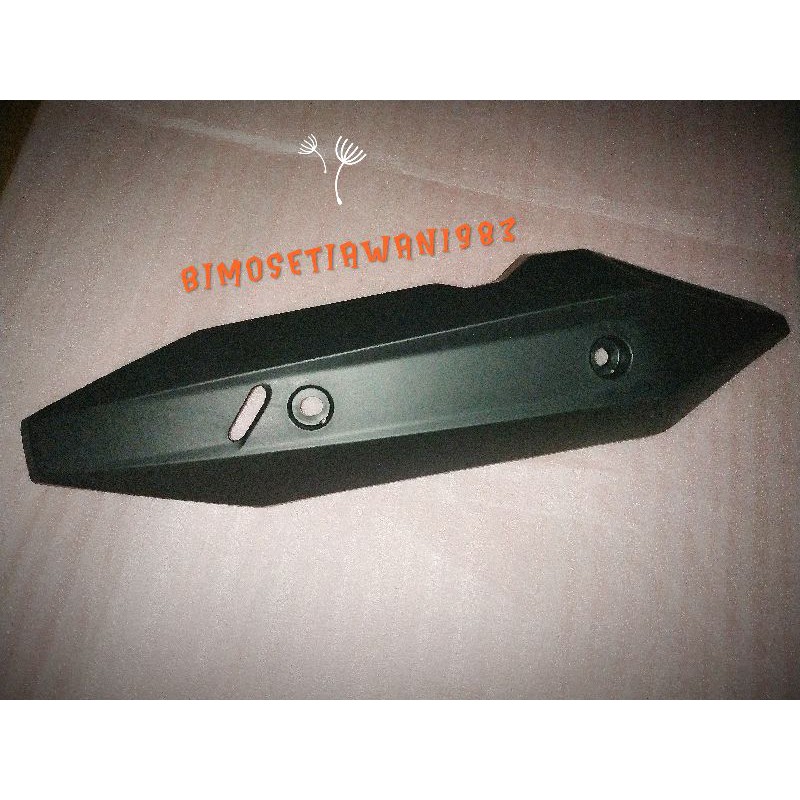 COVER KNALPOT VARIO 125 150 NEW ORIGINAL