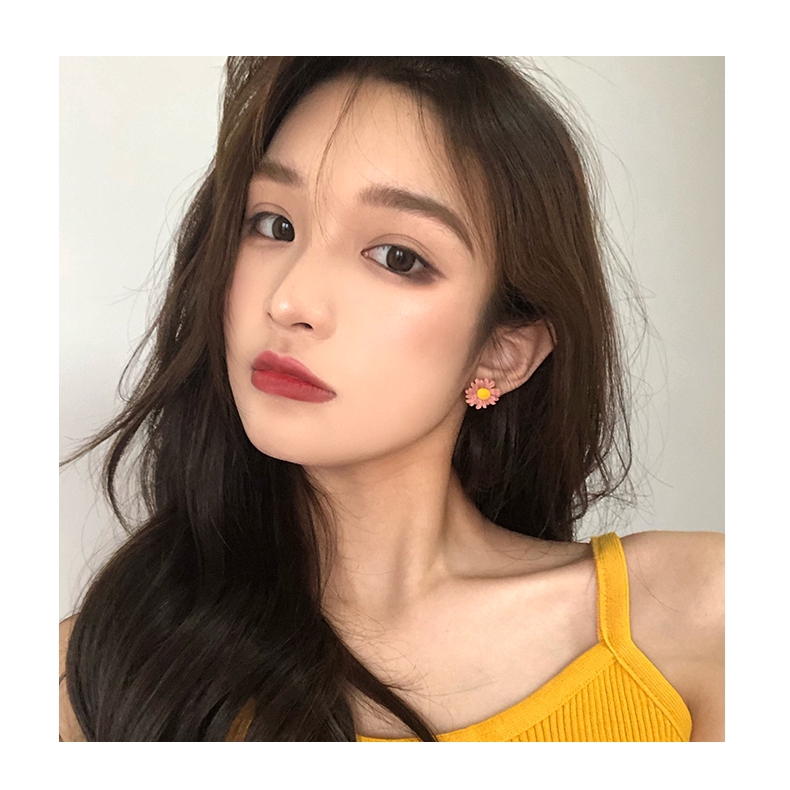 Anting Bunga daisy Kecil Segar Dan Cantik Aksesoris fashion Korea Wanita