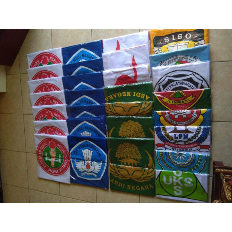 Bendera Tut Wuri Handayani Biru sablon bolak balik rumbai kuning ready stok