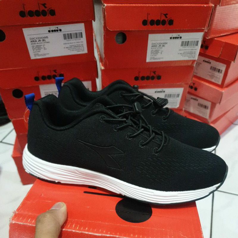 Sepatu Kasual Sekolah Anak Laki Laki DIADORA ARALDO JR ORIGINAL BIG SALE