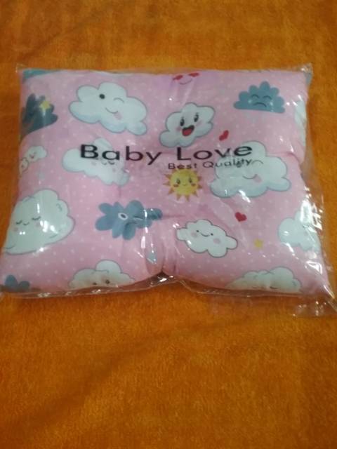 Bantal Bayi  Baby Love.