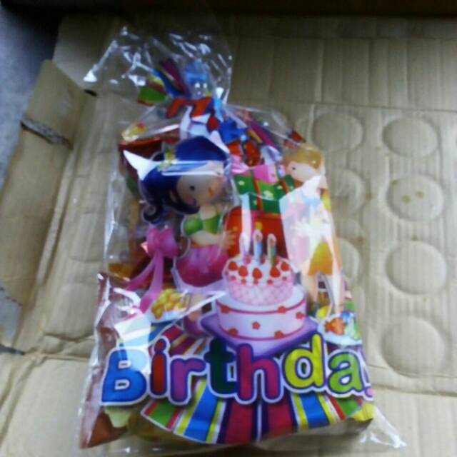 

Paket bingkisan ultah