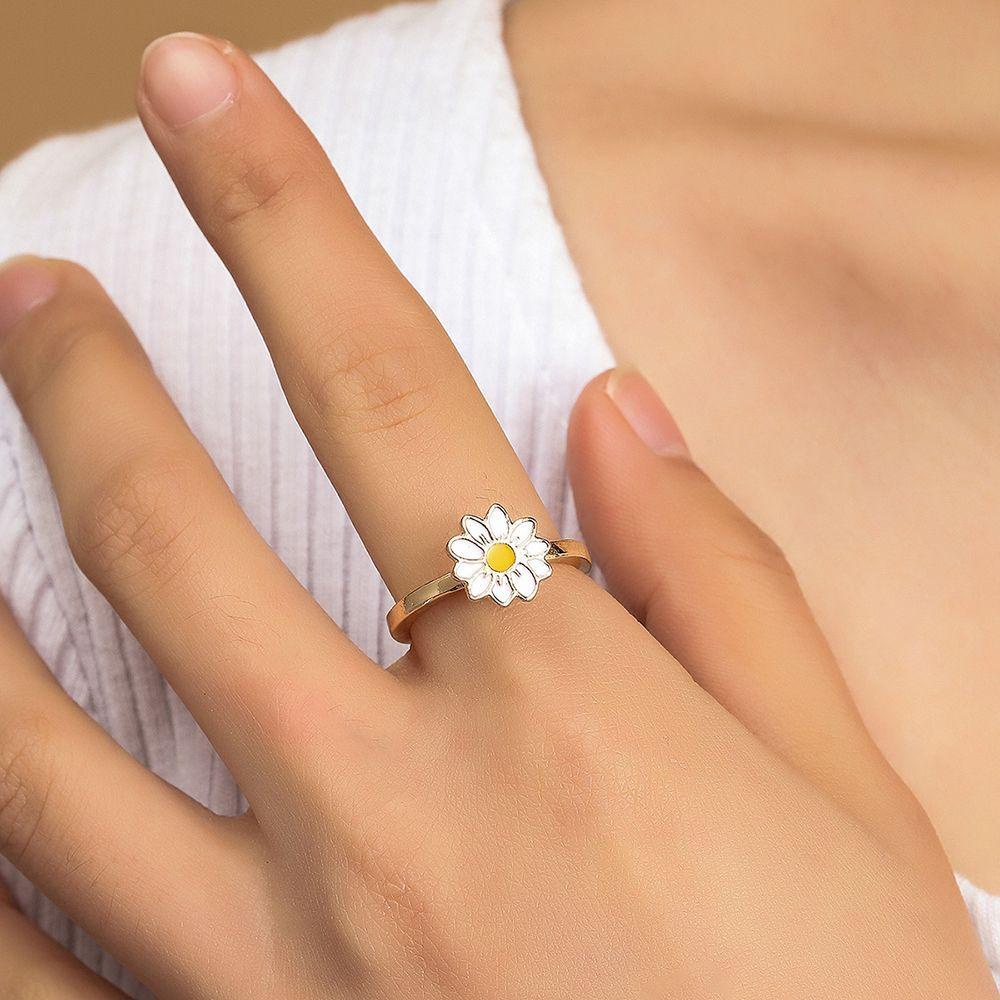 Mxbeauty Cincin Yang Dapat Diputar Kreatif Keren Terbuka Cincin Spinner Cincin Kupu-Kupu Hadiah Bunga Daisy Wanita Jari Cincin